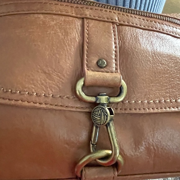 THE SAK Cognac Leather Crossbody - Picture 7 of 16